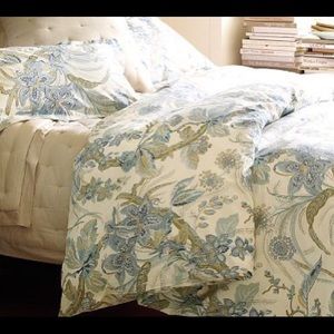 Pottery Barn King Sydney Duvet and Matching Shams